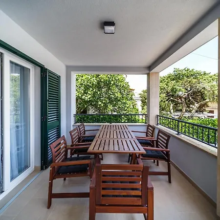 Villa Villa Christian With Pool And Sauna