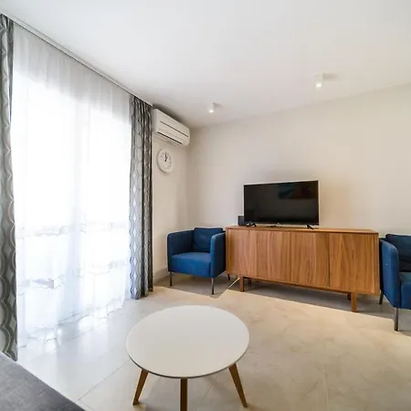 Villa Villa Christian With Pool And Sauna
