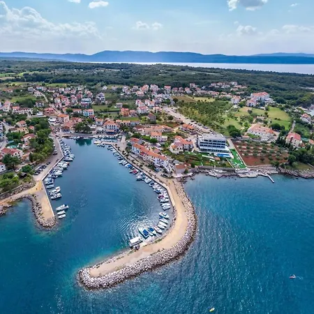 Villa Christian With Pool And Sauna Villa